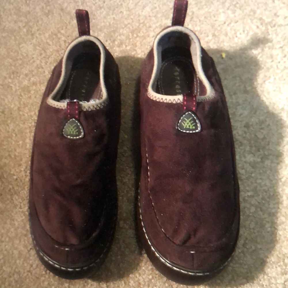 Terrasouels women’s paradise slip on burgundy red moccasin comfort shoes Size 7